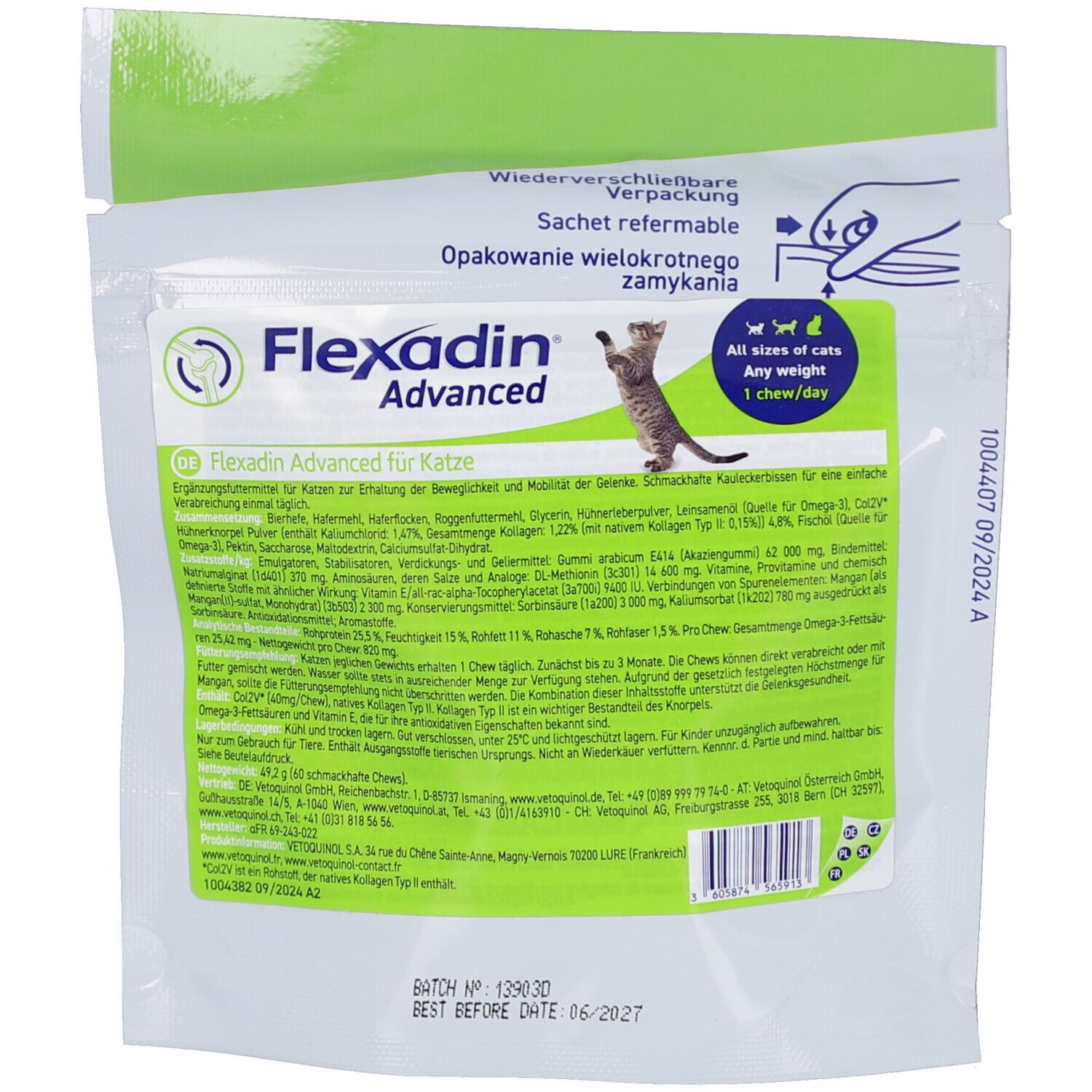 Rückseite der Flexadin Advanced Verpackung. Enthält Informationen und Nährwertangaben. Abbildung einer Katze.