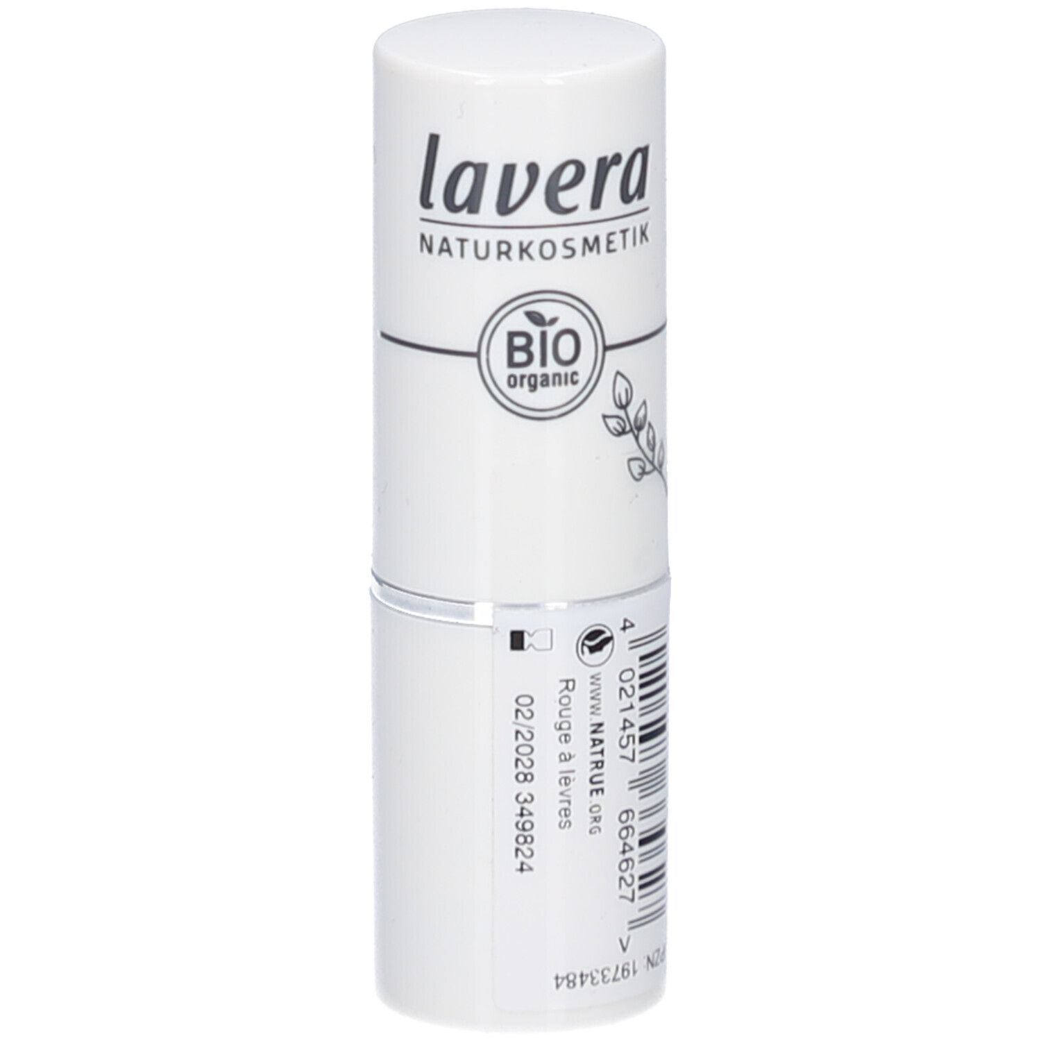 Rouge à lèvres blanc lavera. Le couvercle porte "lavera NATURKOSMETIK" et un label bio. Des informations sont imprimées sur la partie inférieure.