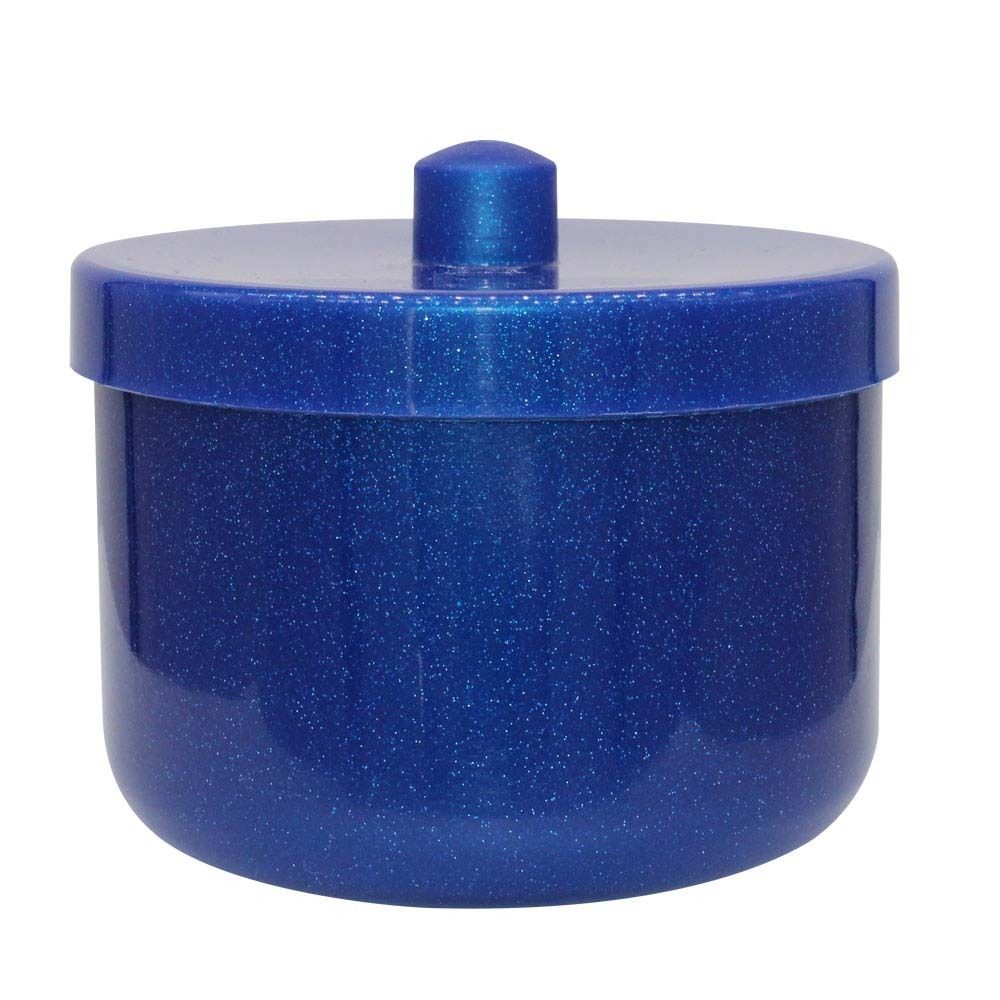 Boîte bleue scintillante avec couvercle et poignée. Le couvercle a une petite poignée.