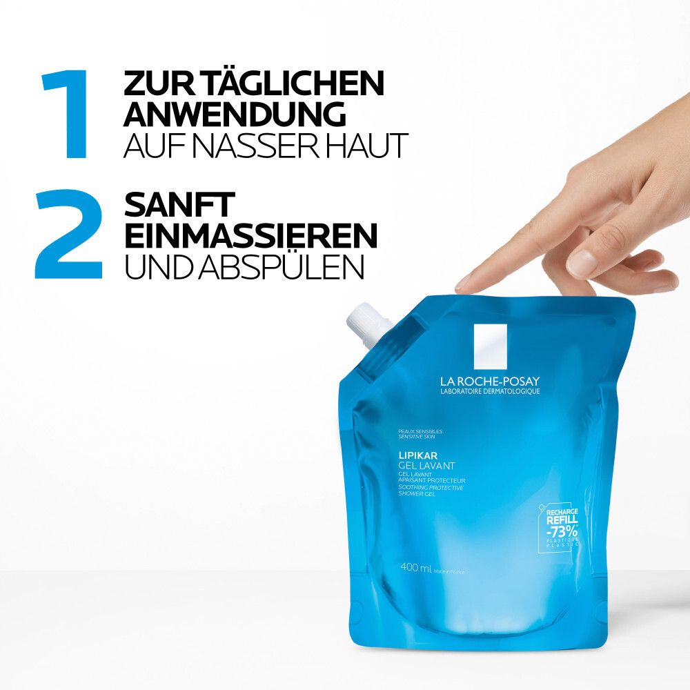 Recharge bleue La Roche-Posay Lipikar Gel Lavant. Texte: 1. Appliquer quotidiennement sur peau mouillée. 2. Masser et rincer.