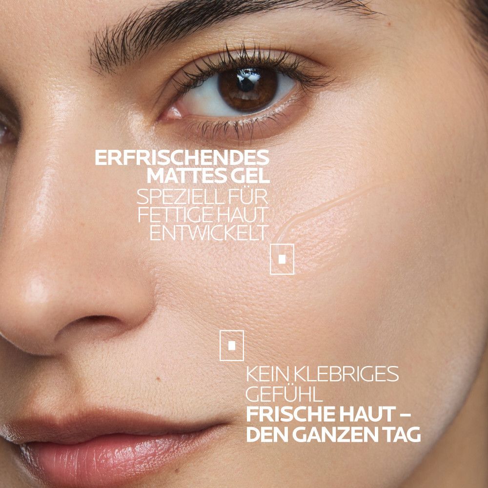 Gesicht einer Frau mit Text über mattierendes Gel für fettige Haut, ohne klebriges Gefühl.