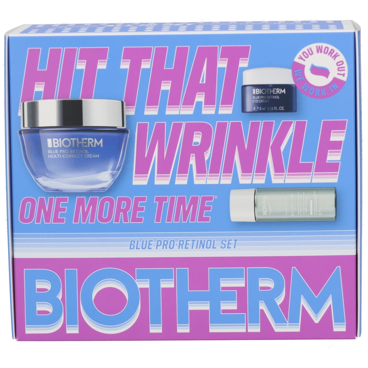 BIOTHERM Blue Pro Retinol Set: Tiegel, kleines Tiegelchen und Tube auf blauer Verpackung mit pinker Schrift.