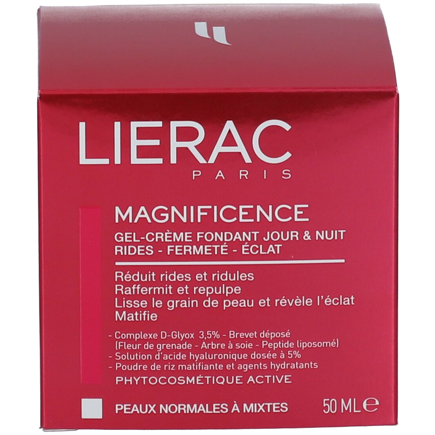 Boîte rouge. Inscription : Lierac, Magnificence. Texte en blanc. Nom du produit et marque visibles.