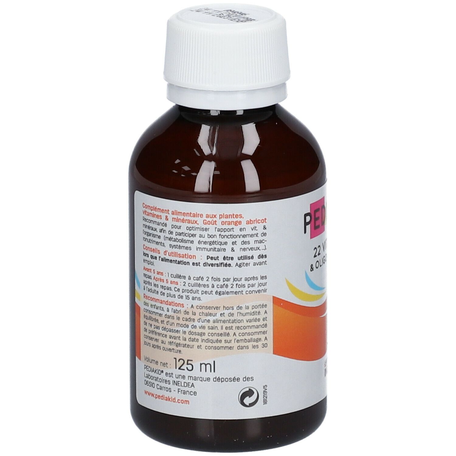 Flacon marron avec bouchon blanc. Inscription : PEDIAKID 22 Vitamines & Oligo-éléments. Avec sirop d'agave et prébiotiques.