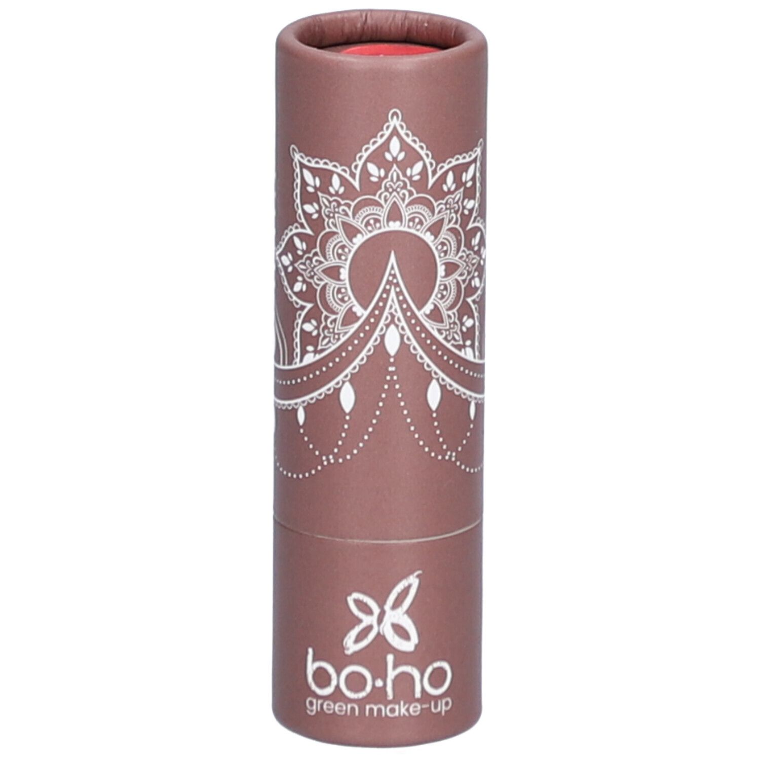 Zylindrische Verpackung, braun mit weißem Muster und Logo. Oben roter Lippenstift sichtbar. Marke: bo-ho green make-up.