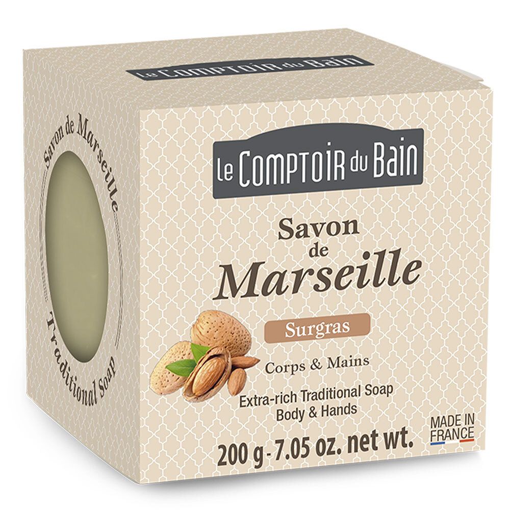 Boîte de savon Le Comptoir du Bain. Inscription: Savon de Marseille, Surgras, Corps & Mains. Poids net: 200 g.