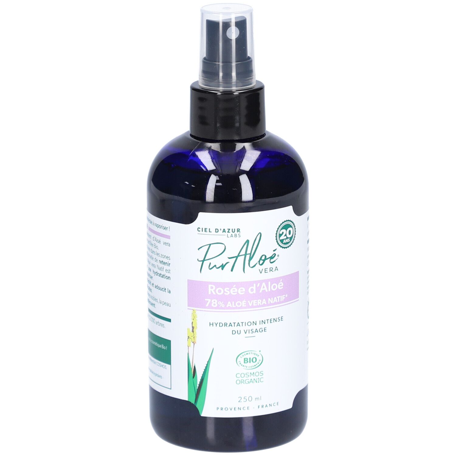Blau-transparente Flasche mit Sprühkopf. Aufschrift: Pur Aloé, Rosée d'Aloé, 78% Aloe Vera Natif, Hydratation Intense du Visage. Bio-Zertifizierung.