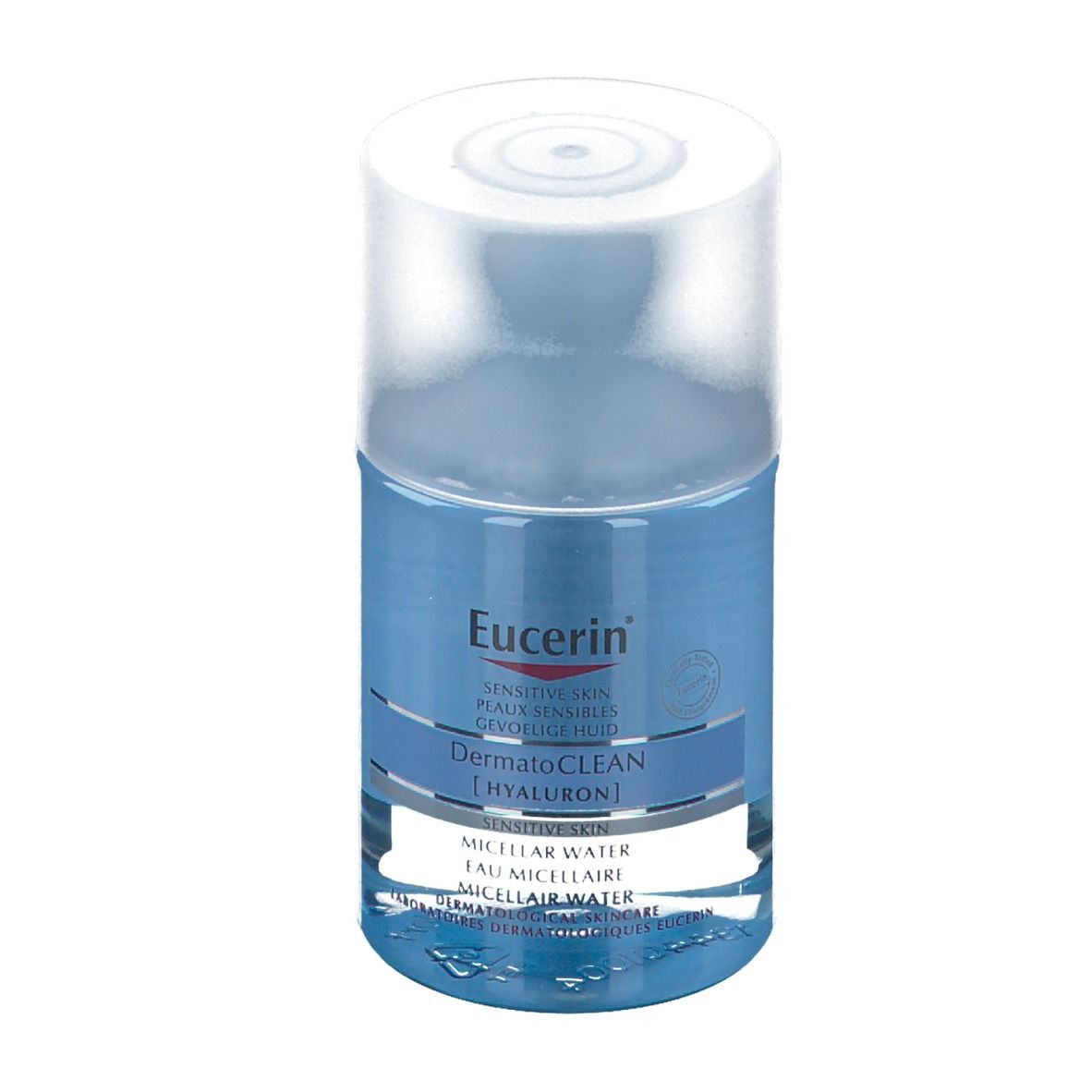 Eucerin DermatoCLEAN [HYALURON] Mizellen-Reinigungsfluid 3 in 1. Blaue Flüssigkeit in einer transparenten Flasche mit weißem Deckel. Produktetikett.