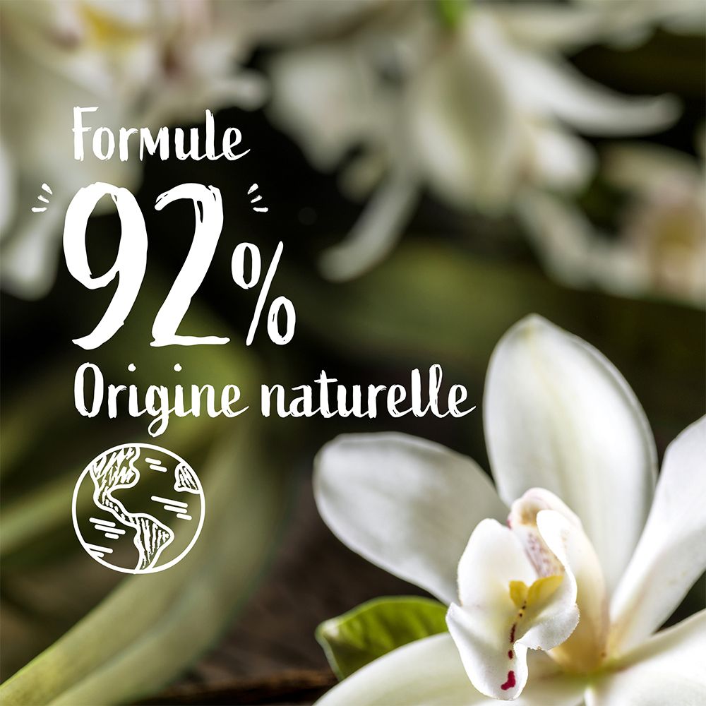 Gros plan sur des fleurs de vanille. Texte: Formule 92% Origine naturelle. Logo: Globe terrestre.