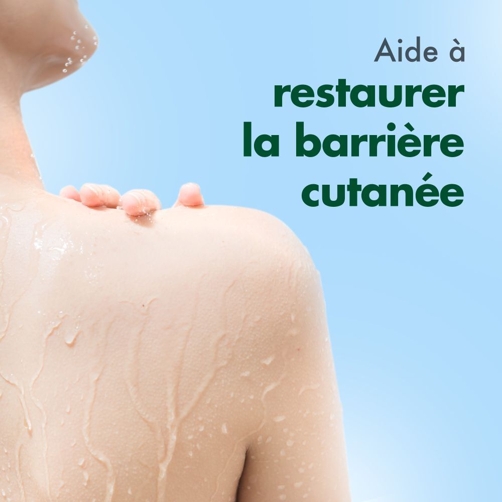 Personenrücken mit Wasser. Text: Aide à restaurer la barrière cutanée.