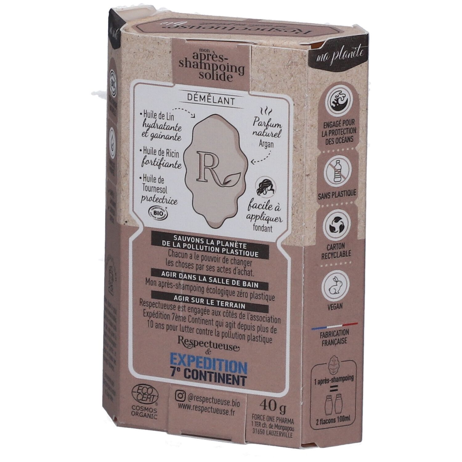 Emballage en carton avec informations sur le produit. Inscription : Après-shampooing solide Démêlant. Certifié Bio. Ingrédients et logo.