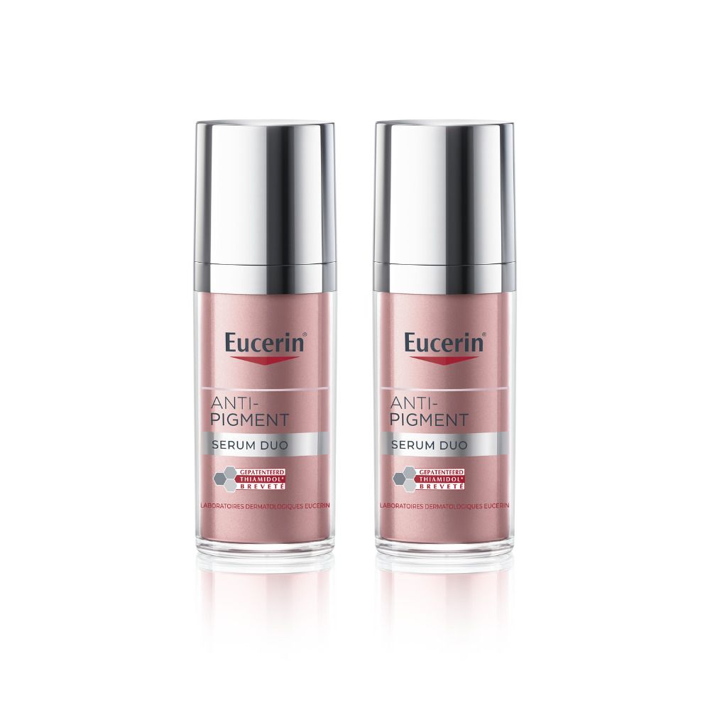 Deux flacons Eucerin® Anti-Pigment Sérum Duo. Flacons roses et blancs avec bouchons argentés. Texte : Anti-Pigment Sérum Duo.