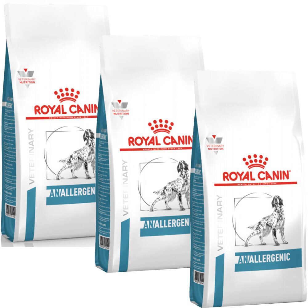Trois sacs de nourriture pour chiens ROYAL CANIN Anallergenic. Emballage blanc avec logo, image de chien et nom du produit.