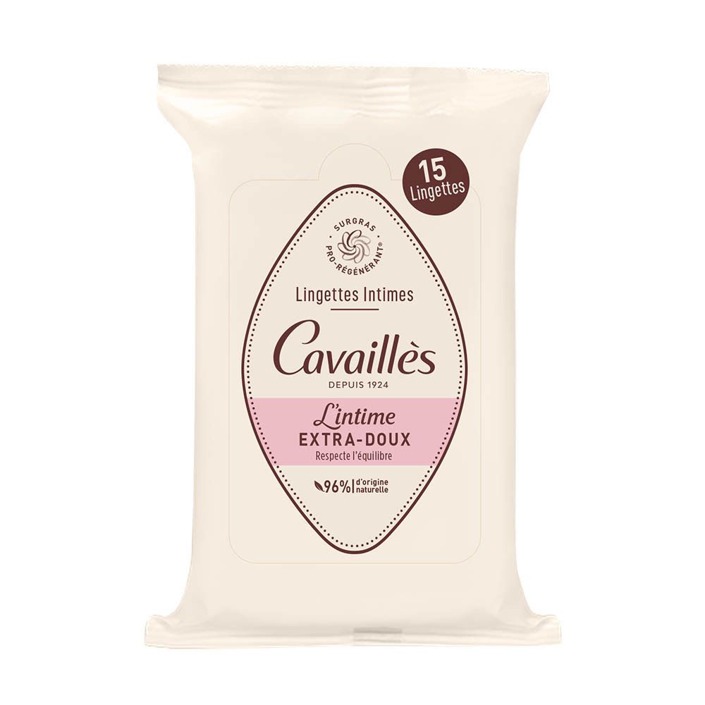 Paquet de lingettes intimes. Inscription: Cavaillès, L'intime Extra-Doux, 15 lingettes. 96% d'origine naturelle.