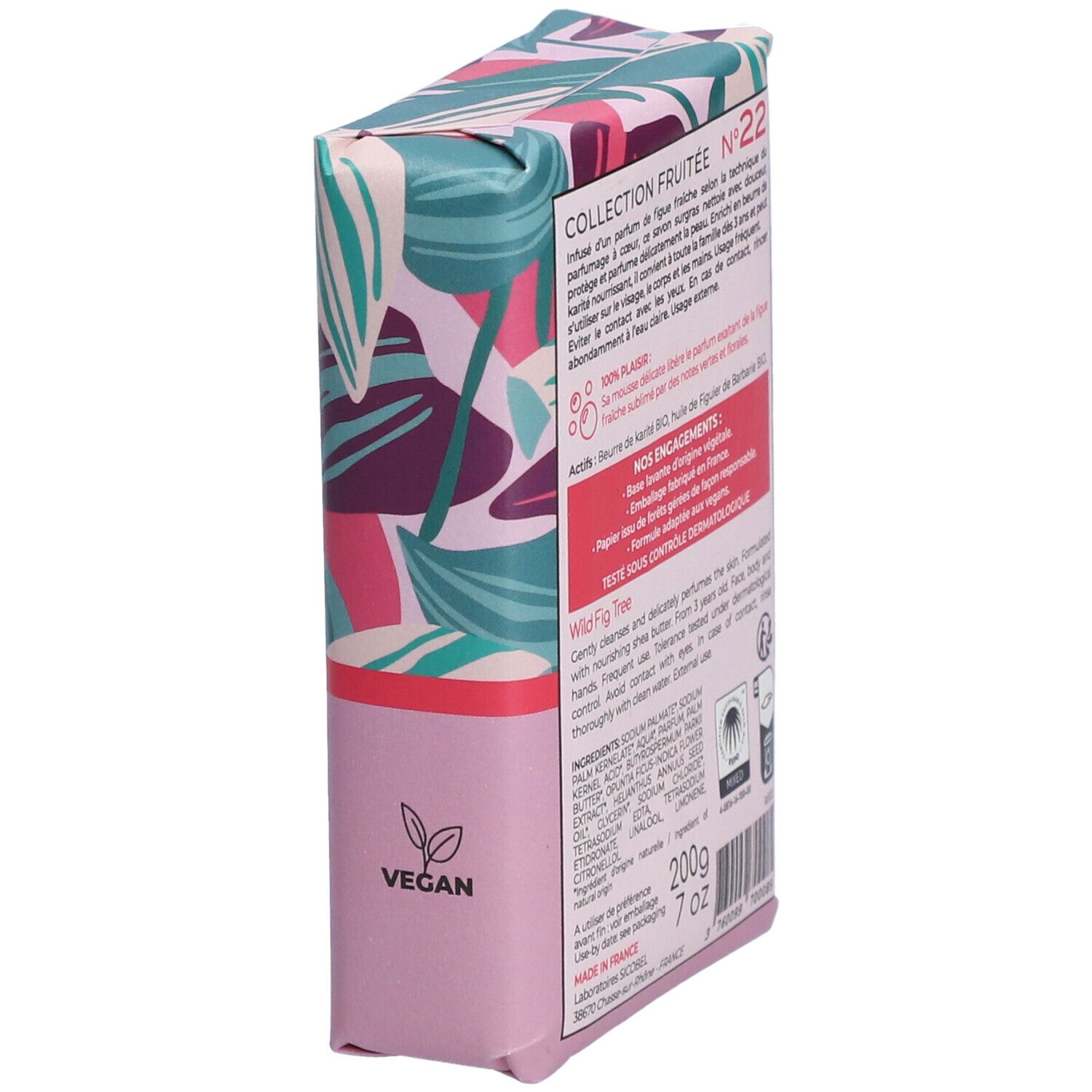 Savon emballé. Texte: Collection Fruitée N°22, 200g, 7 oz. Logo vegan.