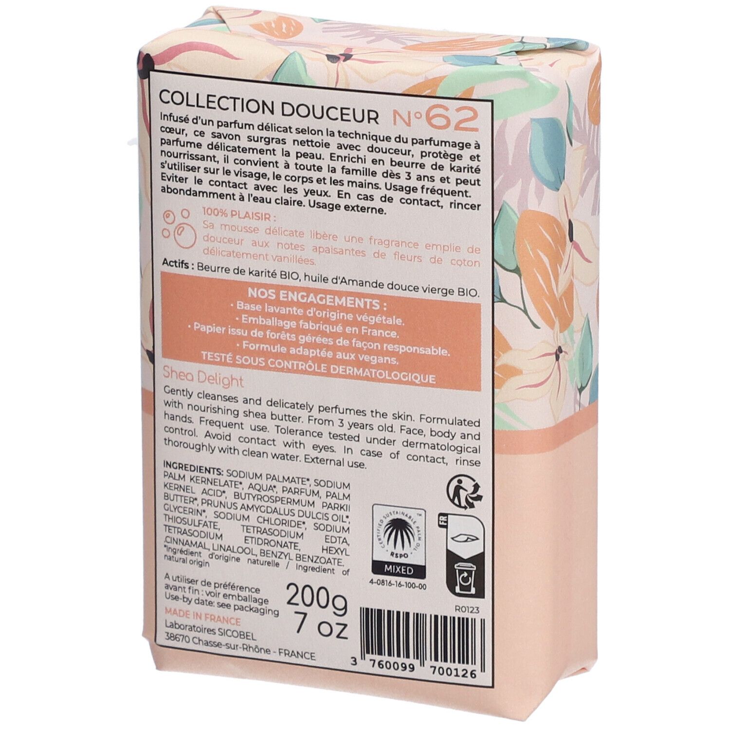 Dos de l'emballage du savon. Texte: Collection Douceur, ingrédients, 200g, 7 oz. Logos: Mixed, Vegan.