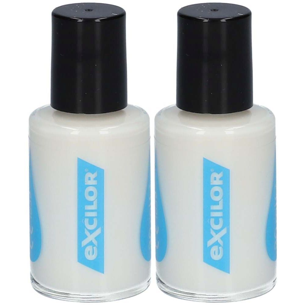 Deux flacons avec bouchons noirs et contenu blanc. Le texte bleu "eXCILOR" est visible sur chaque flacon.