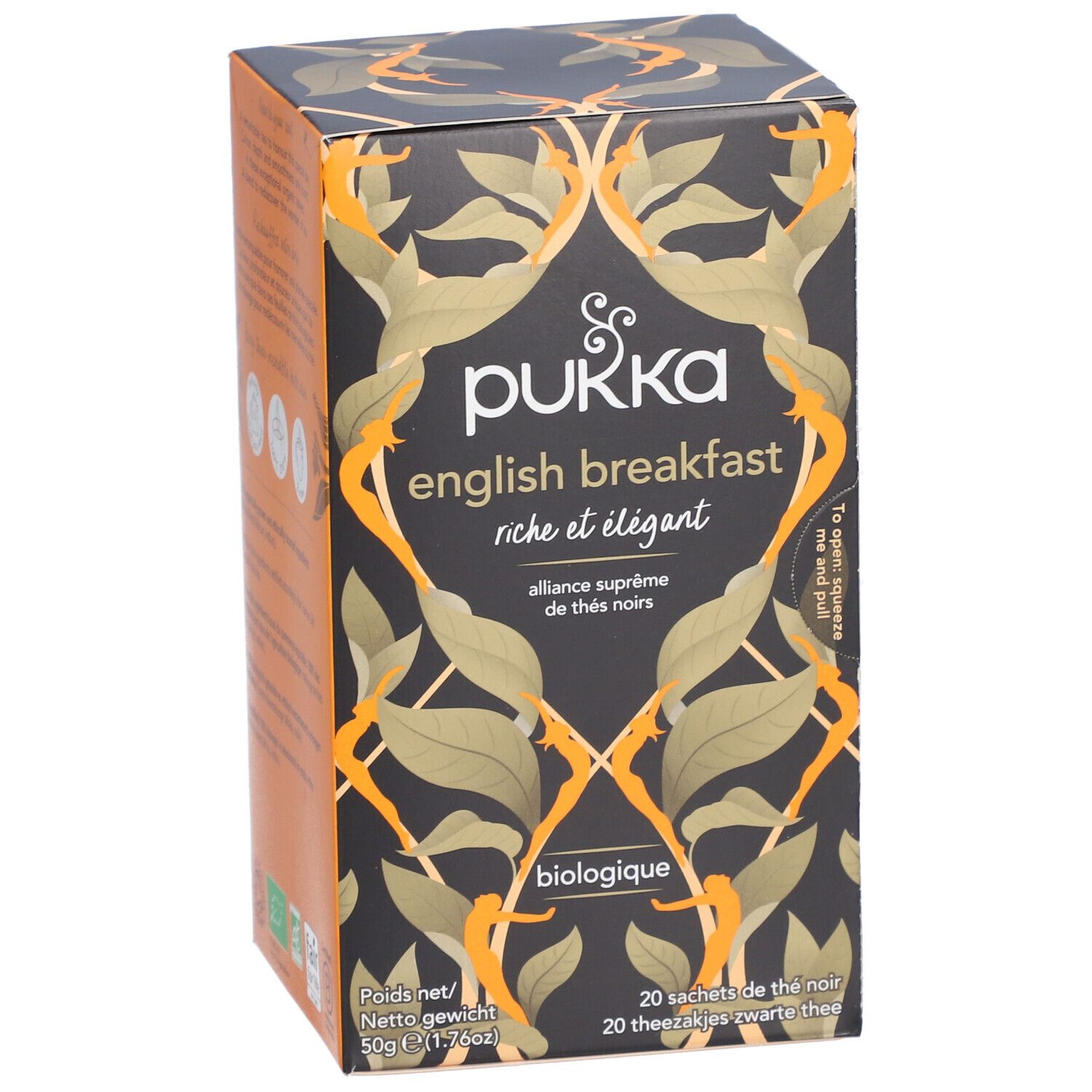 Teebox mit goldfarbenem Blattmuster. Aufschrift: Pukka English Breakfast, biologisch. 20 Teebeutel.