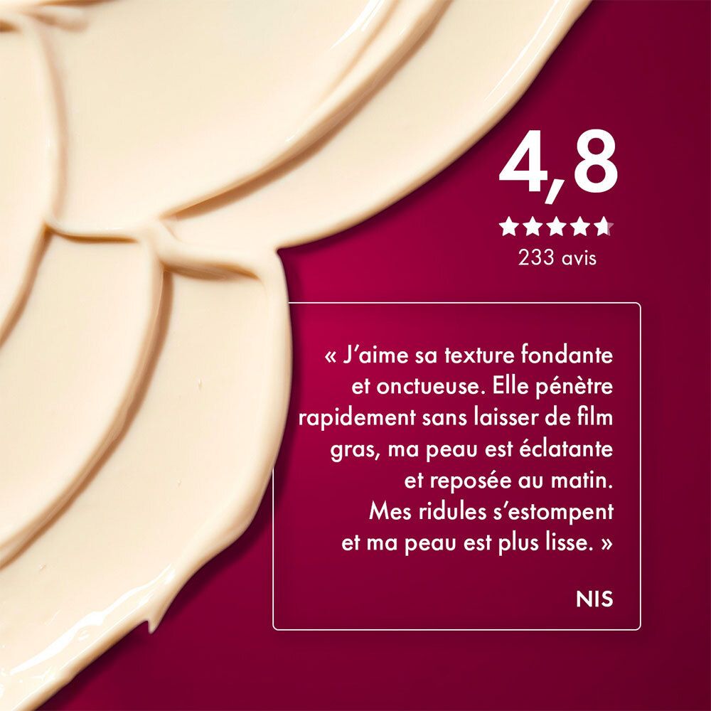 Text auf rosa Hintergrund. Text: 4,8 Sterne, 233 Bewertungen. Zitat über Textur und Haut.