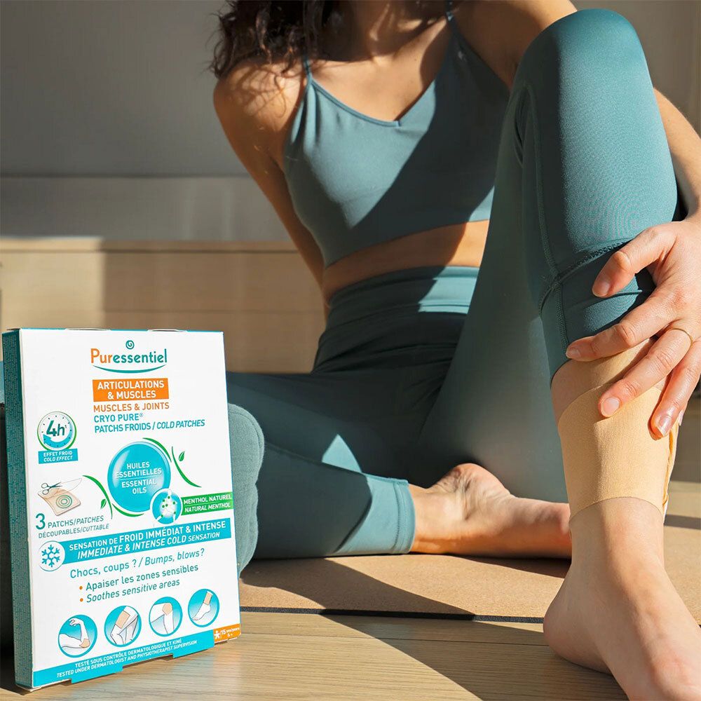 Packung mit Pflastern. Marke: Puressentiel. Text: Articulations & Muscles, Cryo Pure. Person sitzt.