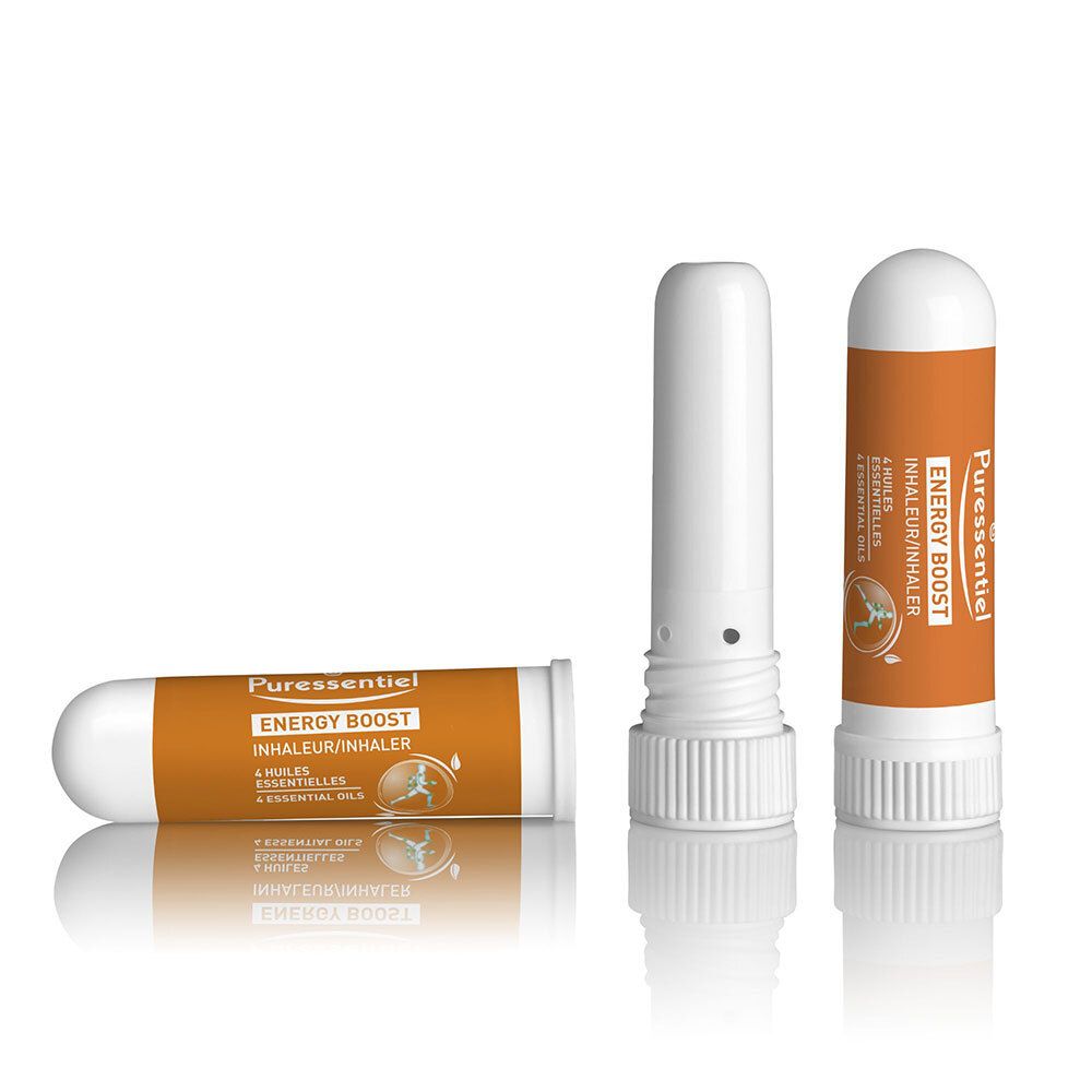 Drei weiße und orangefarbene Inhalatoren. Der Inhalator hat einen weißen Deckel und einen orangefarbenen Mittelteil mit Text.