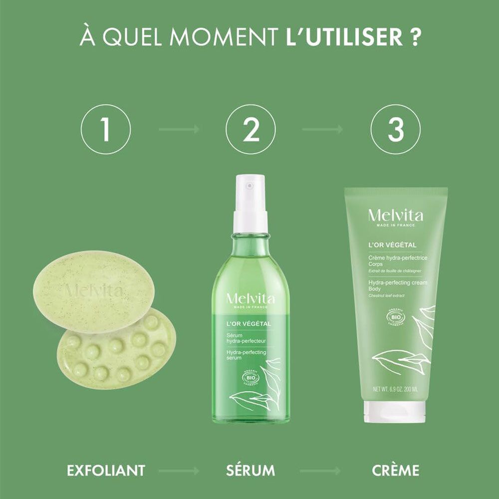 Drei Produkte: Seife, Serum, Creme. Text: MELVITA, L'OR VÉGÉTAL. Grün und weiß.