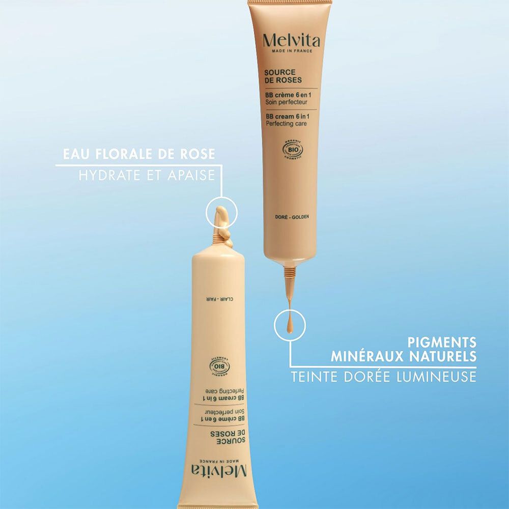 Zwei BB-Creme-Tuben. Text: Eau florale de rose hydrate et apaise, Pigments minéraux naturels, Teinte dorée lumineuse.
