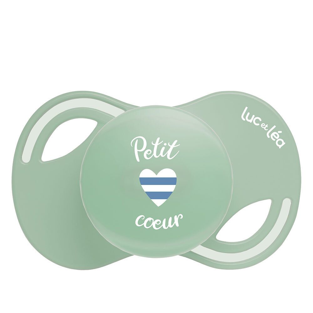 Sucette anatomique verte avec un cœur. Marque : Luc et Léa.