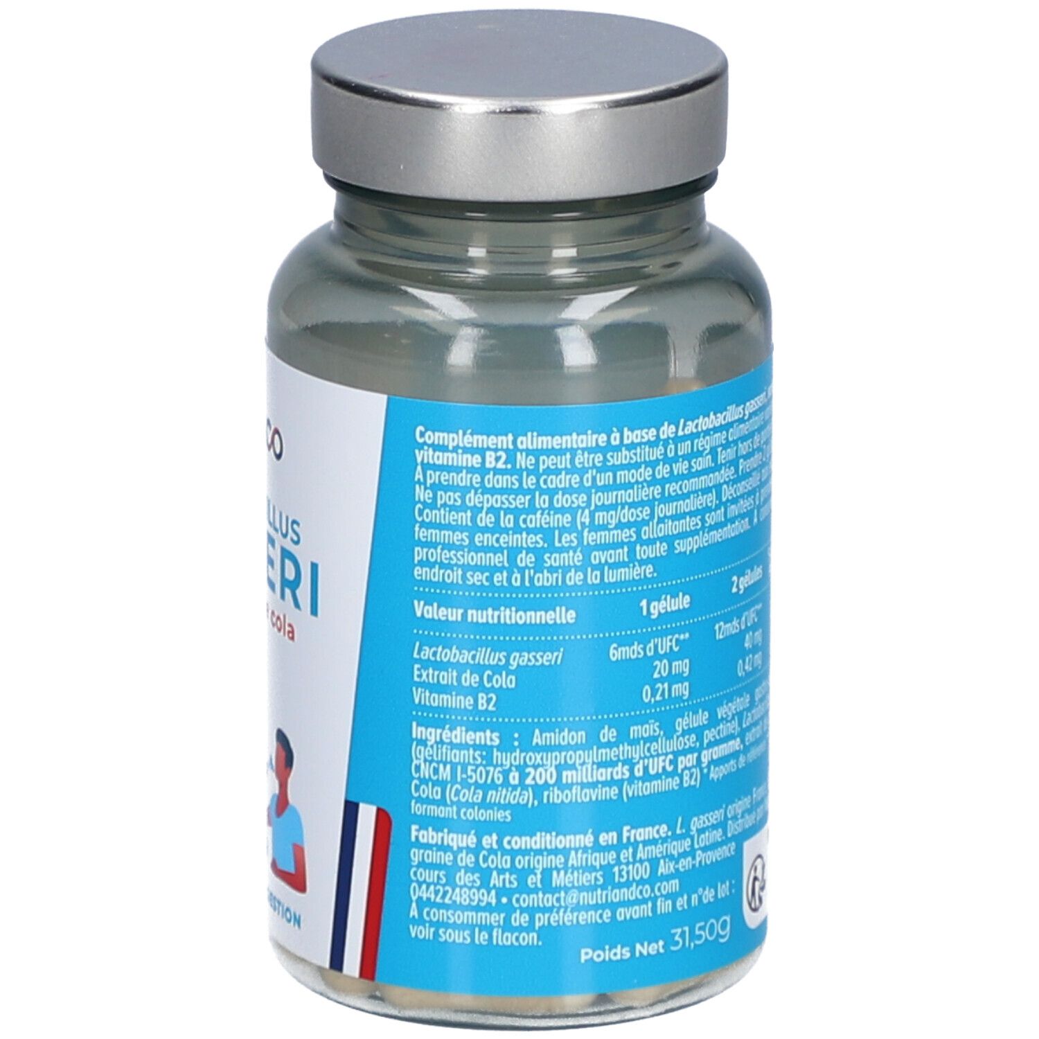 Nahaufnahme der Produktinformationen auf der Flaschenrückseite. Nährwerttabelle und Inhaltsstoffe.