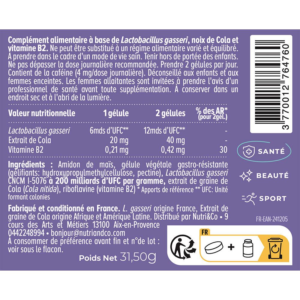 Nahaufnahme der Produktinformationen auf der Flaschenrückseite. Nährwerttabelle und Inhaltsstoffe.