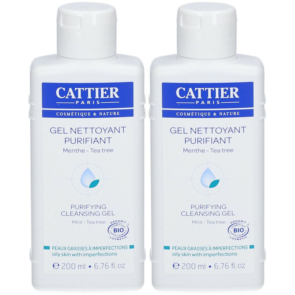 Deux flacons blancs avec étiquettes bleues. Inscription: Cattier Paris, Gel Nettoyant Purifiant, certification Bio.