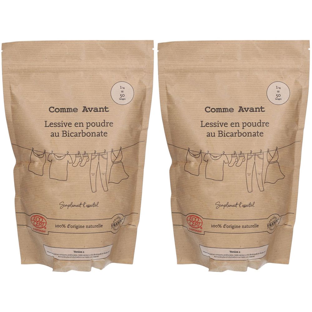 Zwei Beutel Waschpulver. Aufschrift: Comme Avant, Lessive en poudre au Bicarbonate. Mit Ecocert-Zertifizierung. 100% natürliche Inhaltsstoffe.