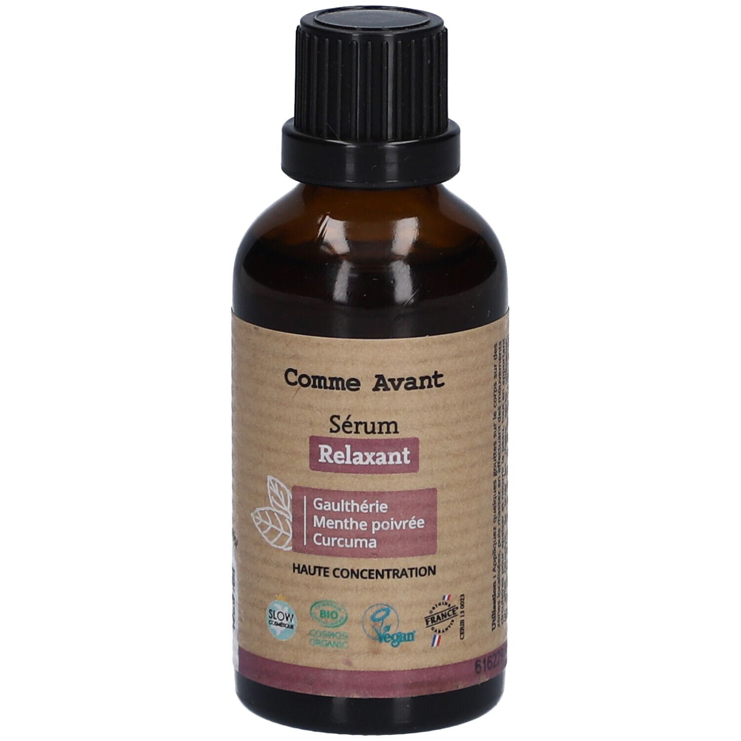 Braune Glasflasche mit schwarzem Verschluss. Etikett mit Produktnamen, Inhaltsstoffen und Zertifizierungen. "Comme Avant" und "Sérum Relaxant".