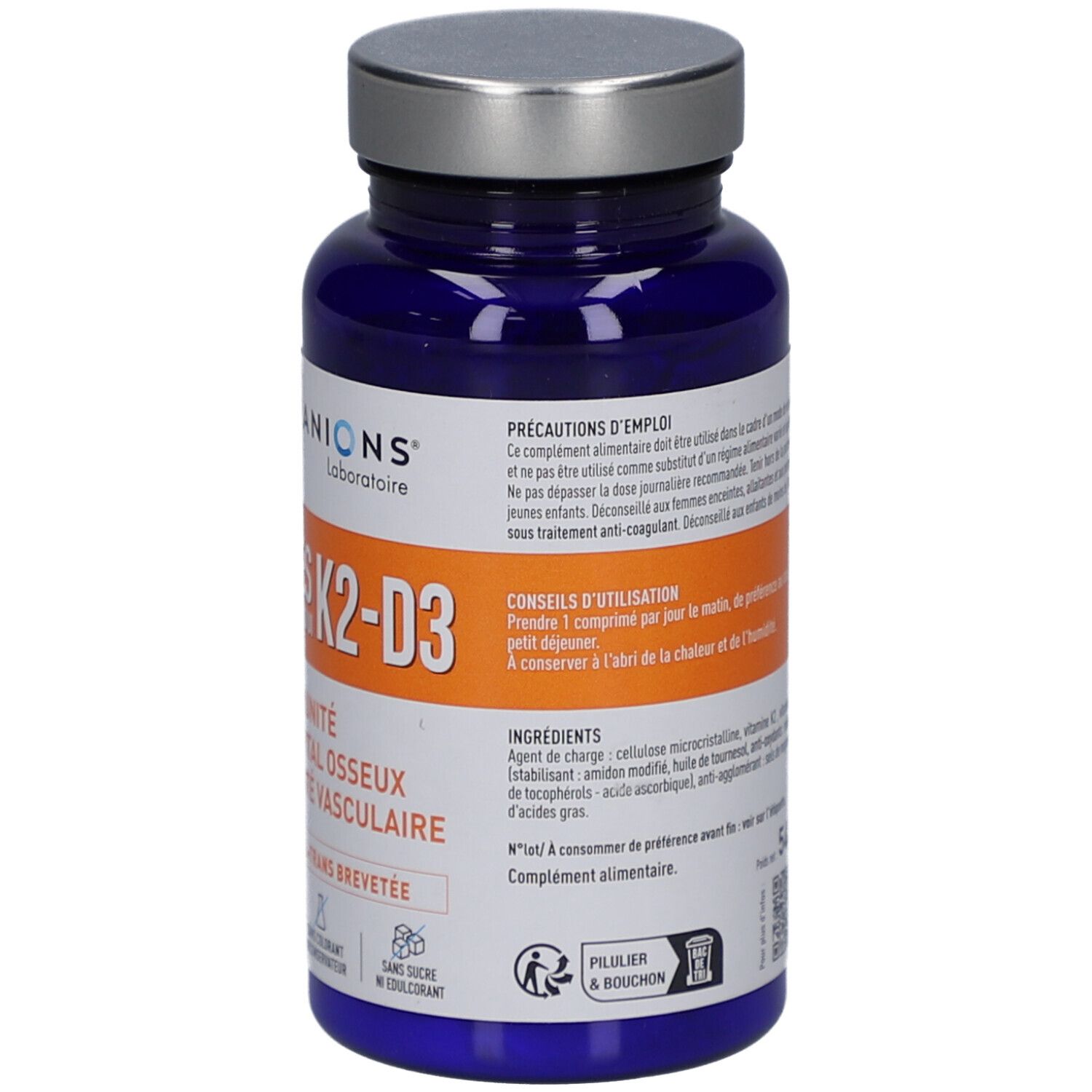 Blaue Flasche mit K2-D3-Vitaminen. Enthält Informationen zu den Inhaltsstoffen und Anwendung. Mit Pillen- und Verschluss-Symbol.