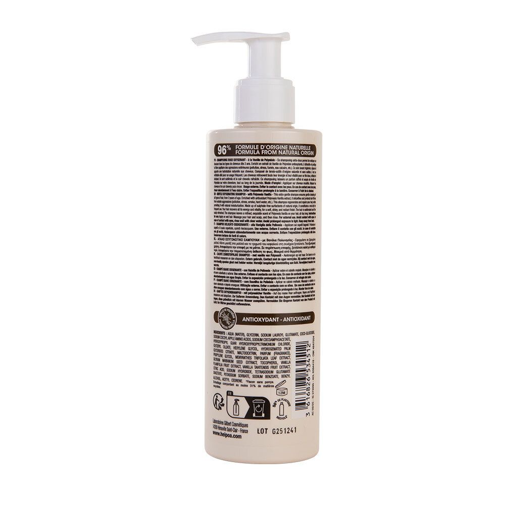 Beige Flasche mit Pumpe. Rückseite mit Text, Inhaltsstoffen und Chargennummer. 96% Inhaltsstoffe natürlichen Ursprungs.