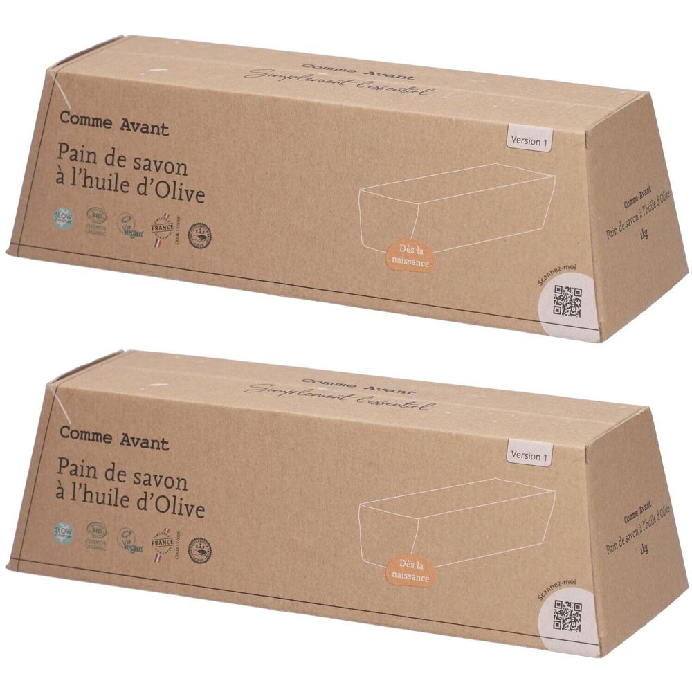 Deux boîtes rectangulaires en carton. Inscription: Comme Avant, Pain de savon à l'huile d'Olive. Logos et QR code.
