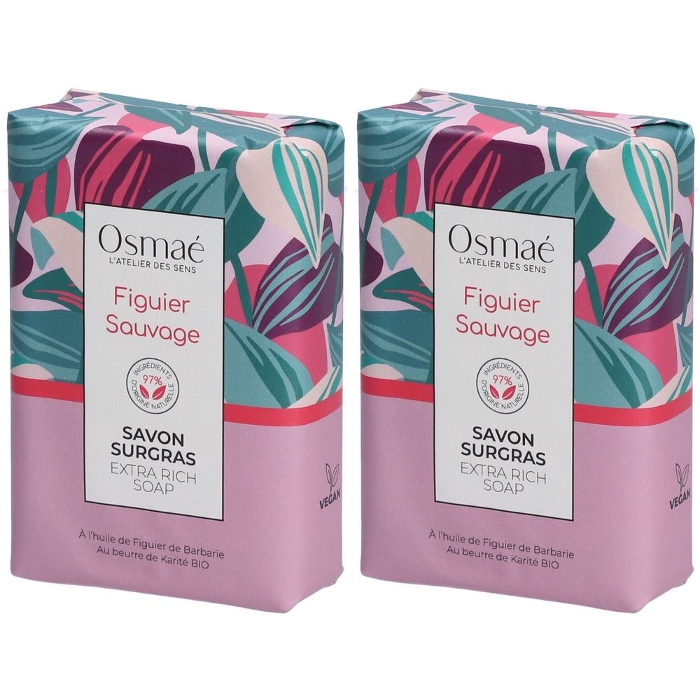 Zwei Seifenpackungen mit floralem Muster. Aufschrift: Osmaé, Figuier Sauvage, Savon Surgras, Extra Rich Soap. Vegan-Siegel.