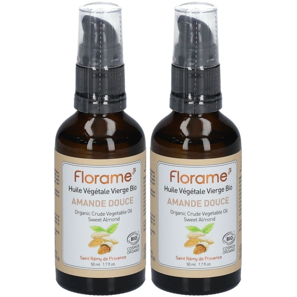 Deux flacons en verre brun avec pompe doseuse. Étiquette avec nom du produit et label bio. Inscription: Huile Végétale Vierge Bio Amande Douce.