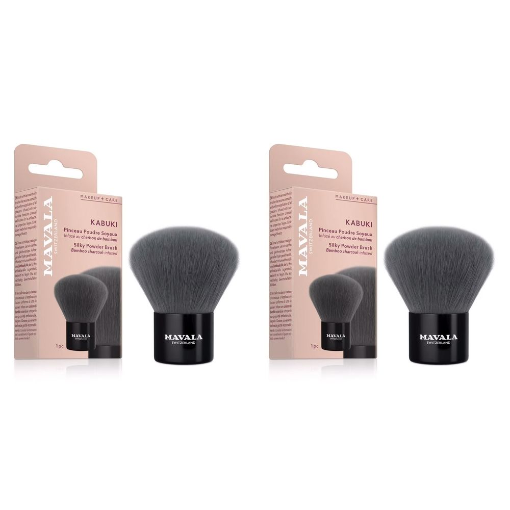 Zwei Kabuki-Pinsel mit schwarzem Griff und grauem Pinselhaar. Verpackt in hellrosa Kartons mit Produktnamen und Markennamen.