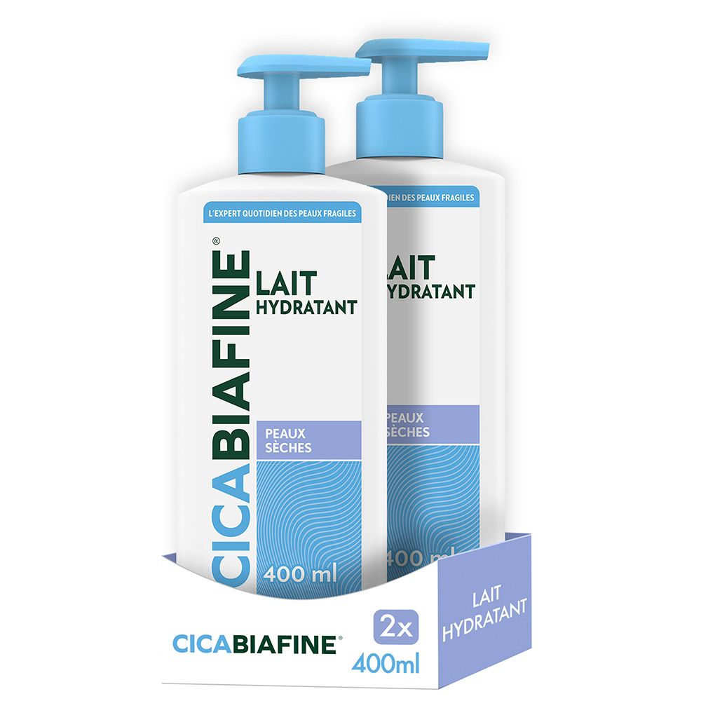 Zwei weiße Flaschen mit blauem Pumpkopf. Aufschrift: CICABIAFINE, Lait Corporel Hydratant Quotidien, Peaux Sèches. 400ml.