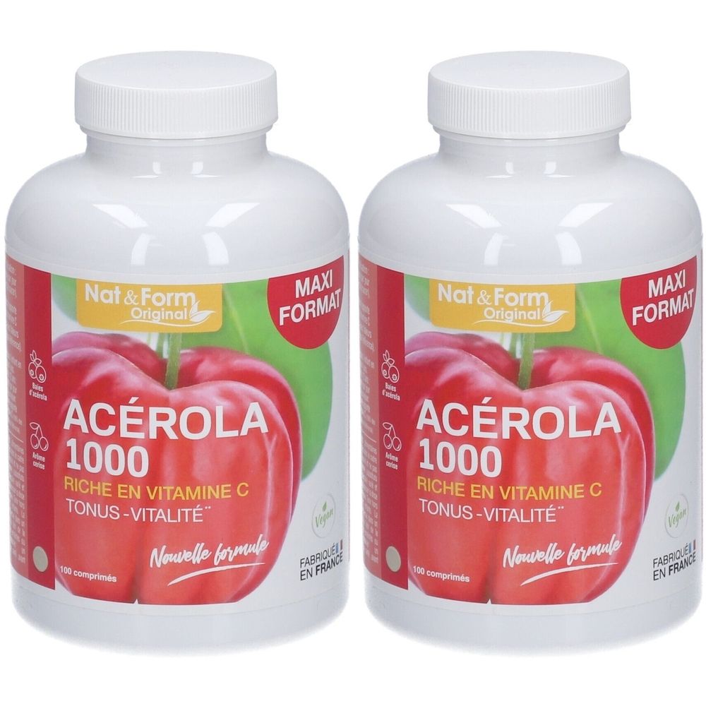 Deux flacons blancs avec étiquette rouge. Inscription: ACÉROLA 1000, MAXI FORMAT, Nat & Form. Contient de la vitamine C.