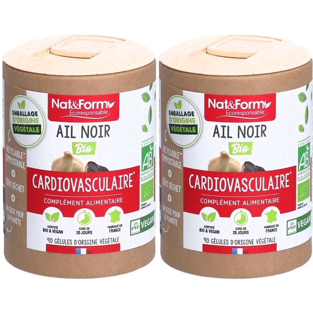 Zwei zylindrische Behälter mit Aufschrift Ail Noir Bio. Roter Streifen mit Text Cardio-vasculaire. Grüne und braune Verpackung.