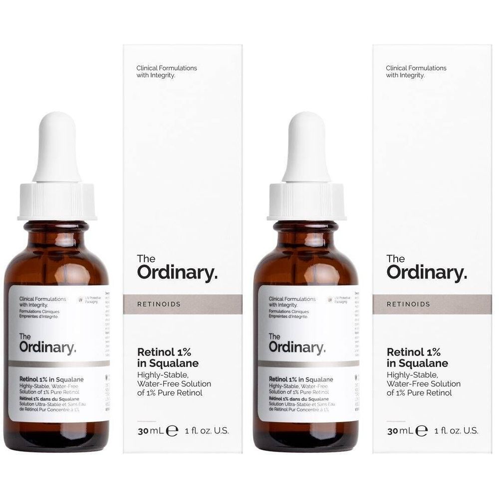Trois flacons avec pipettes et emballages. Sur les flacons, on peut lire "The Ordinary. Retinol 1% in Squalane".