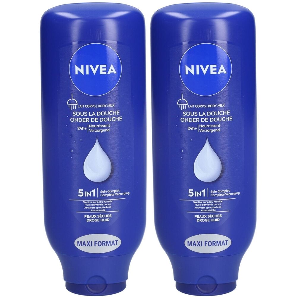 Zwei blaue Flaschen mit weißem Etikett. Aufschrift: NIVEA, Lait Corps, Sous la Douche, 5in1, Maxi Format. Für trockene Haut.