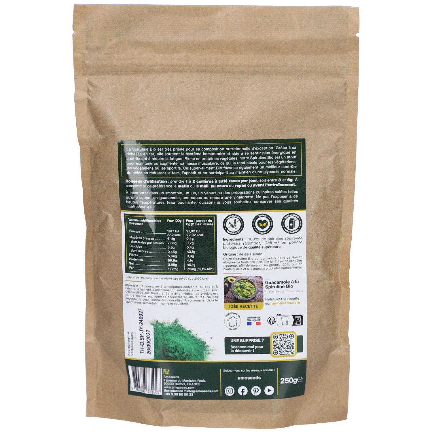 Rückseite der braunen Papiertüte. Text und Nährwertangaben. Aufschrift: AMOSEEDS Spiruline Bio. QR-Code und Bio-Zertifizierung.