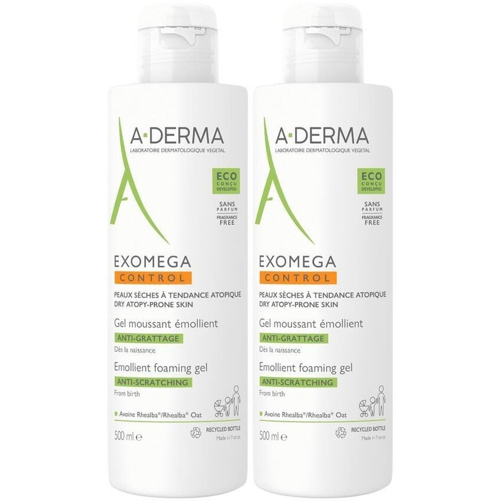 Zwei weiße Flaschen mit A-DERMA-Etikett. Aufschrift EXOMEGA CONTROL, Gel moussant émollient. Öko-Zertifizierung.
