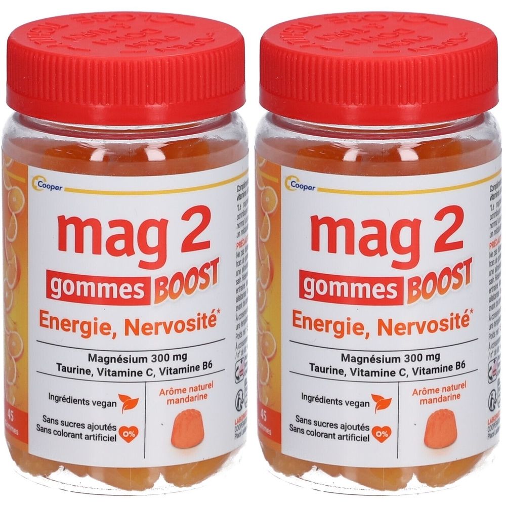 Zwei Flaschen mit rotem Deckel. Aufschrift: mag 2 gommes BOOST, Energie, Nervosité. Enthält Magnesium, Taurin, Vitamin C, B6. Vegan, ohne Zucker und Farbstoffe.