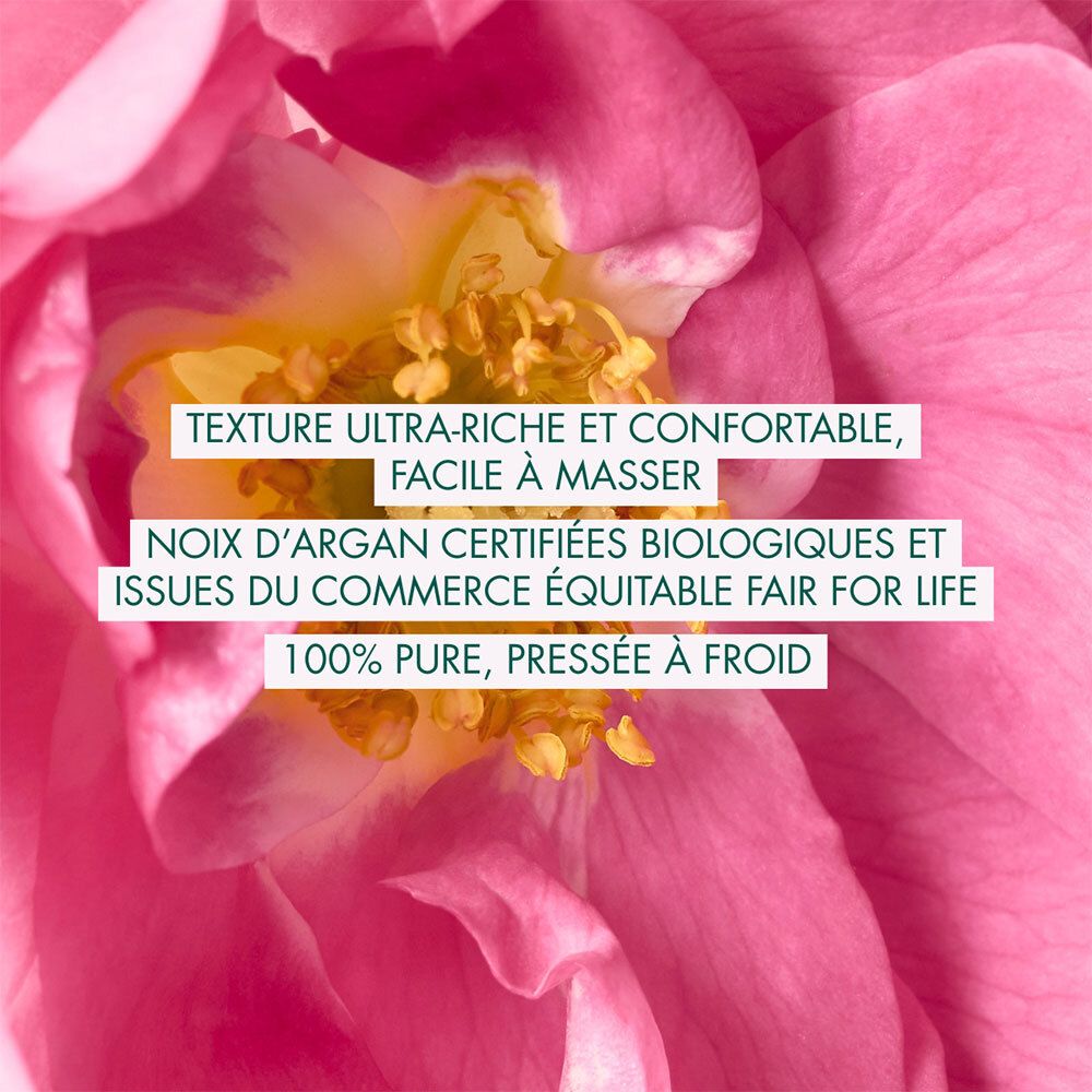 Nahaufnahme einer Rose. Text: Ultra-reiche und komfortable Textur, leicht zu massieren. Fair for Life.