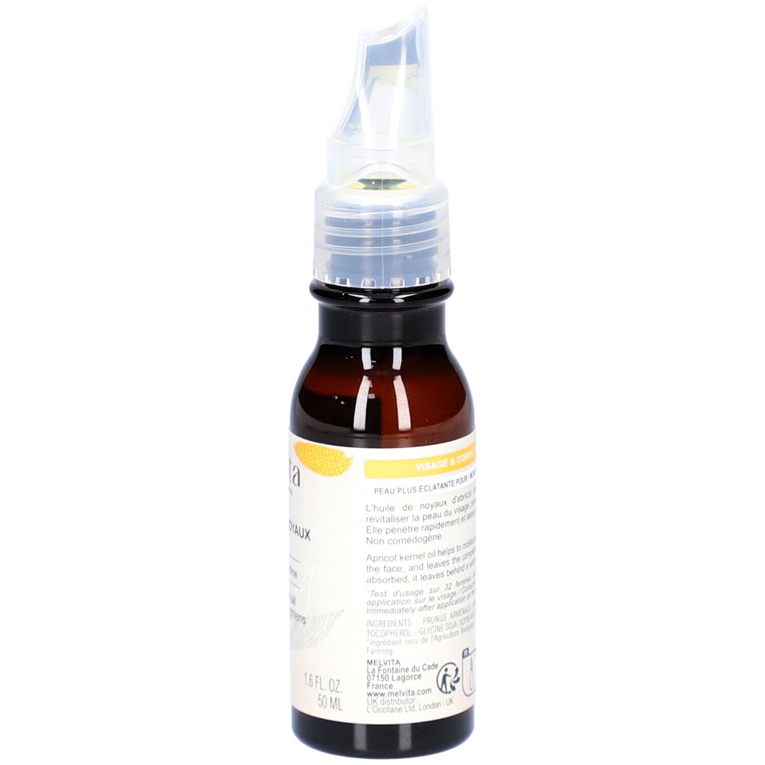 Braune Glasflasche mit Dosieraufsatz. Aufschrift: Huile de Noyaux d'Abricot. Text und Bio-Siegel. 50 ml.