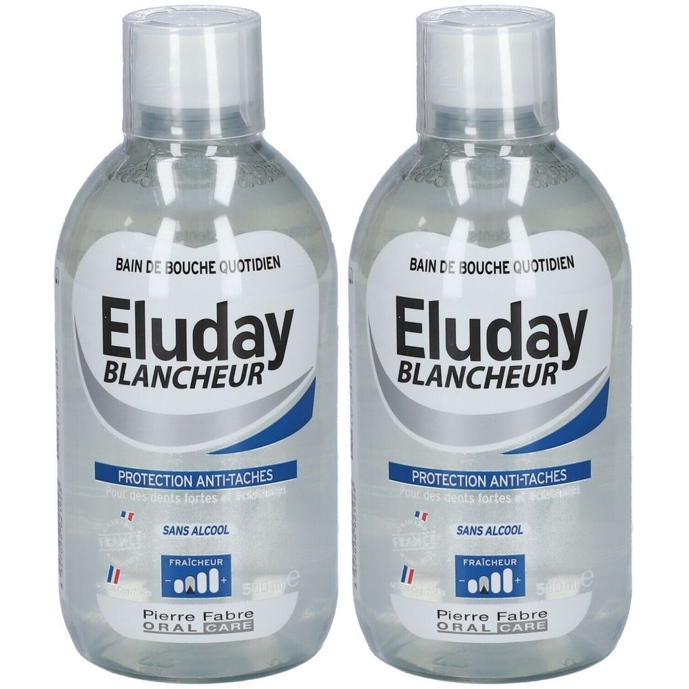 Zwei Flaschen Mundspülung. Aufschrift: Eluday Blancheur, Schutz vor Flecken, ohne Alkohol. Pierre Fabre Oral Care.